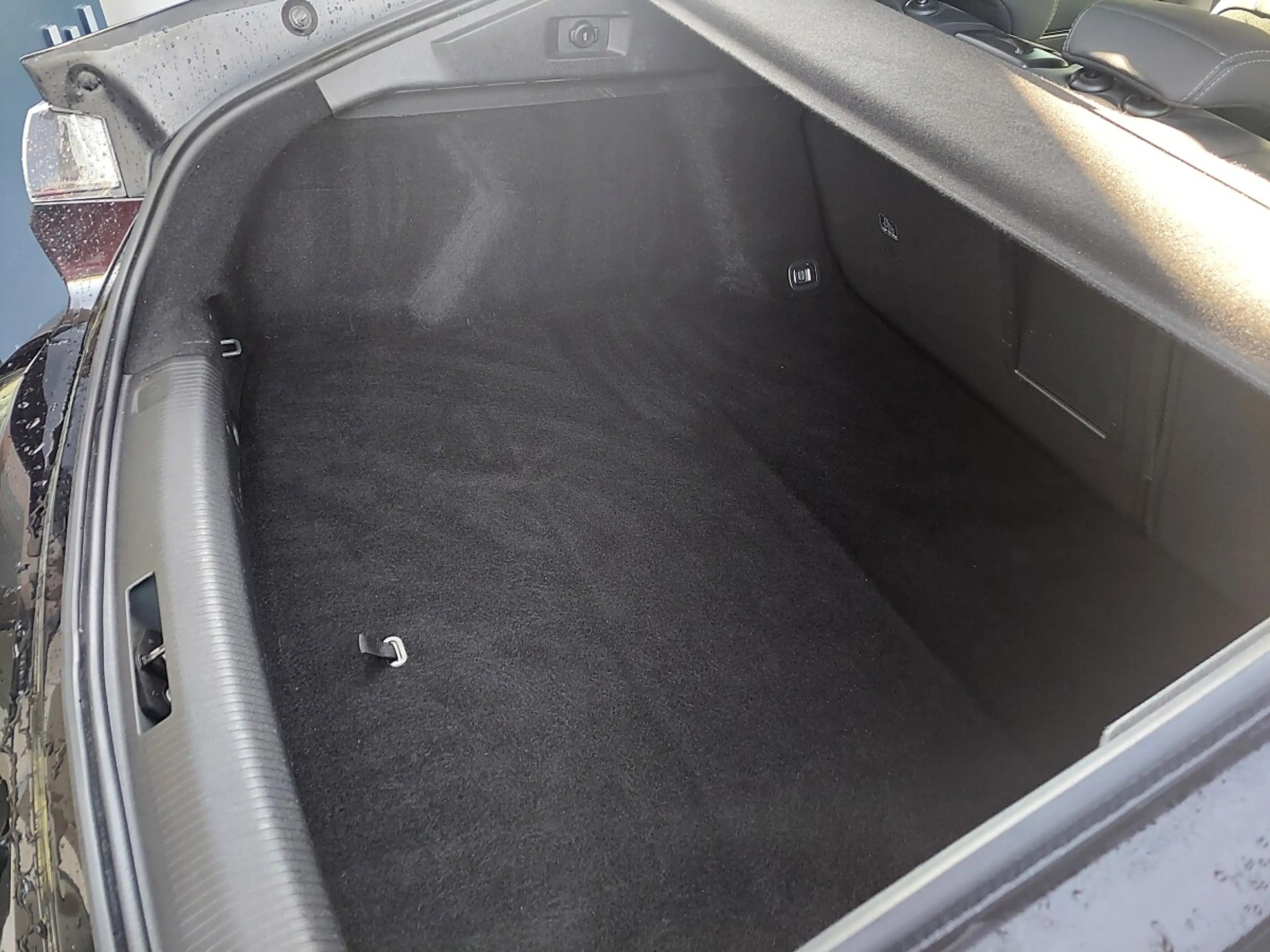 Peugeot 508 1,6 PureTech 180 EAT8 S&S Allure Aut. — photo 7