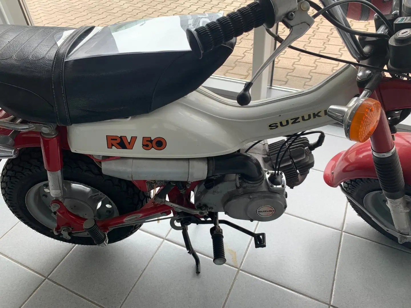 Suzuki RV 50 Rood - 2