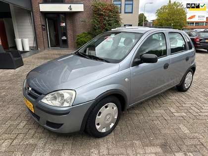 Opel Corsa 1.2-16V Essentia, bj.2003,grijs,5 deurs,airco,APK
