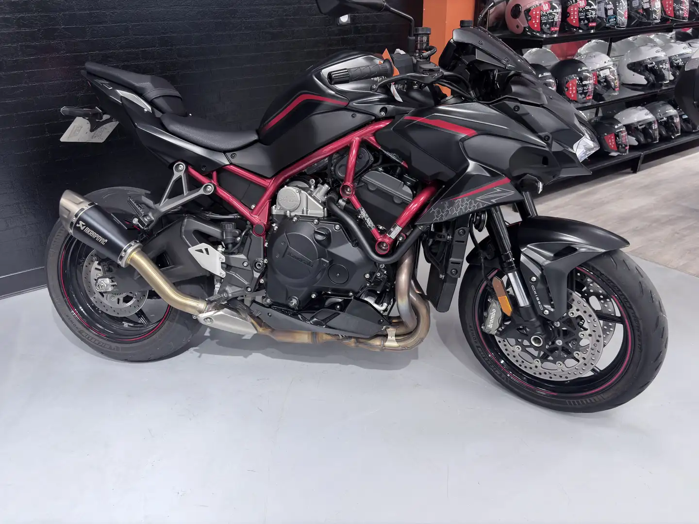 Kawasaki Z H2 - 1