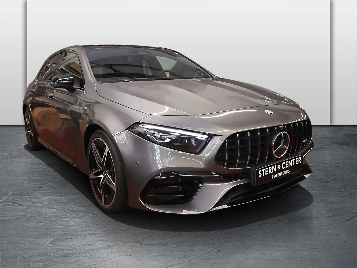 Mercedes-Benz A 45 AMG S 4MATIC+ Kompaktlimousine AMG SHD MBUX Grau - 2