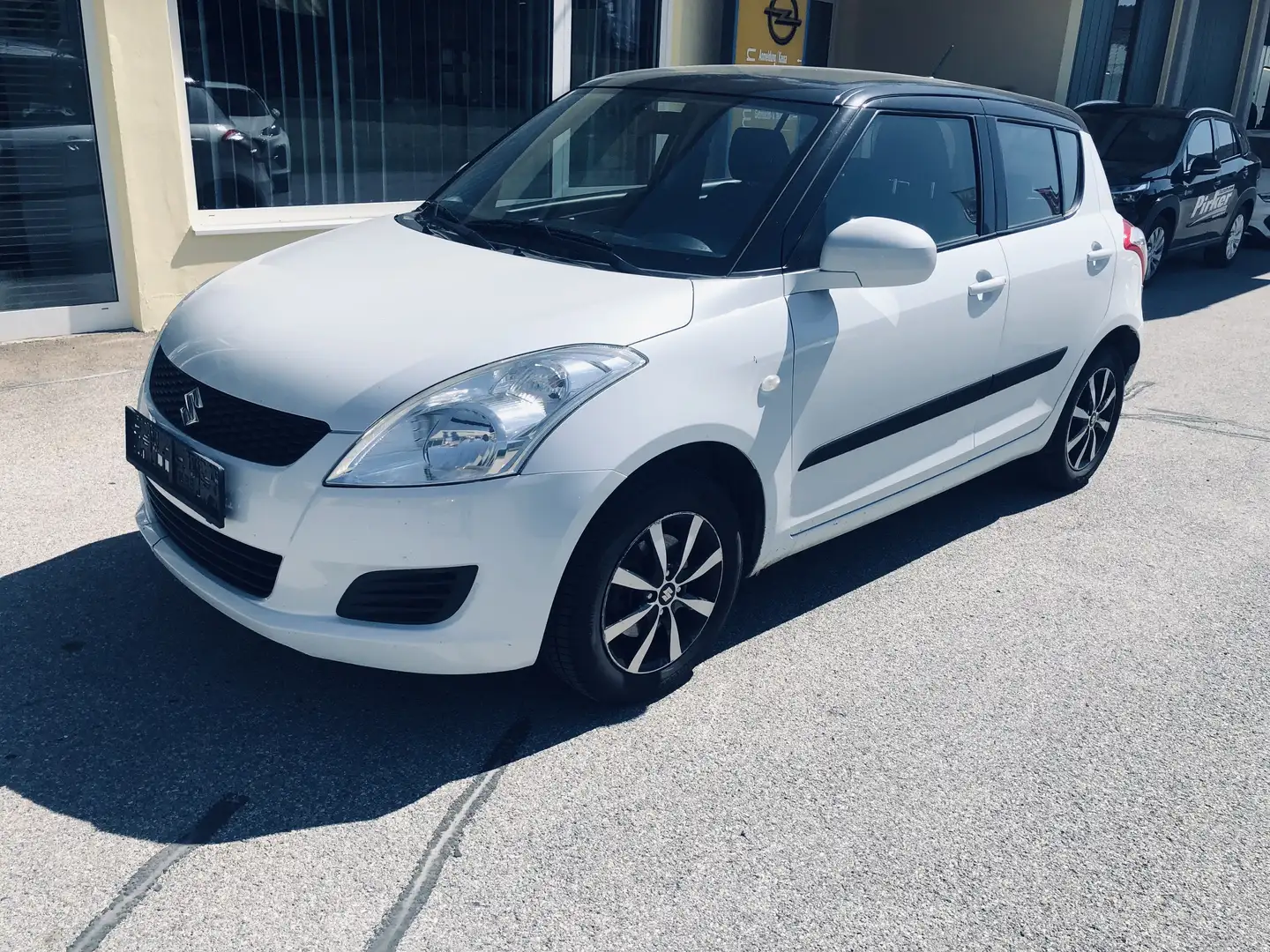 Suzuki Swift 1,2 GL 4WD Weiß - 1