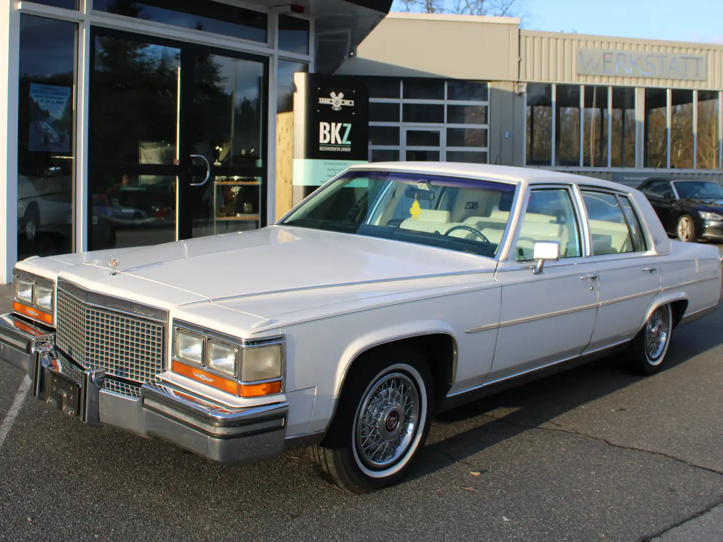 Cadillac Fleetwood Fleetwood Brougham Fehér - 1