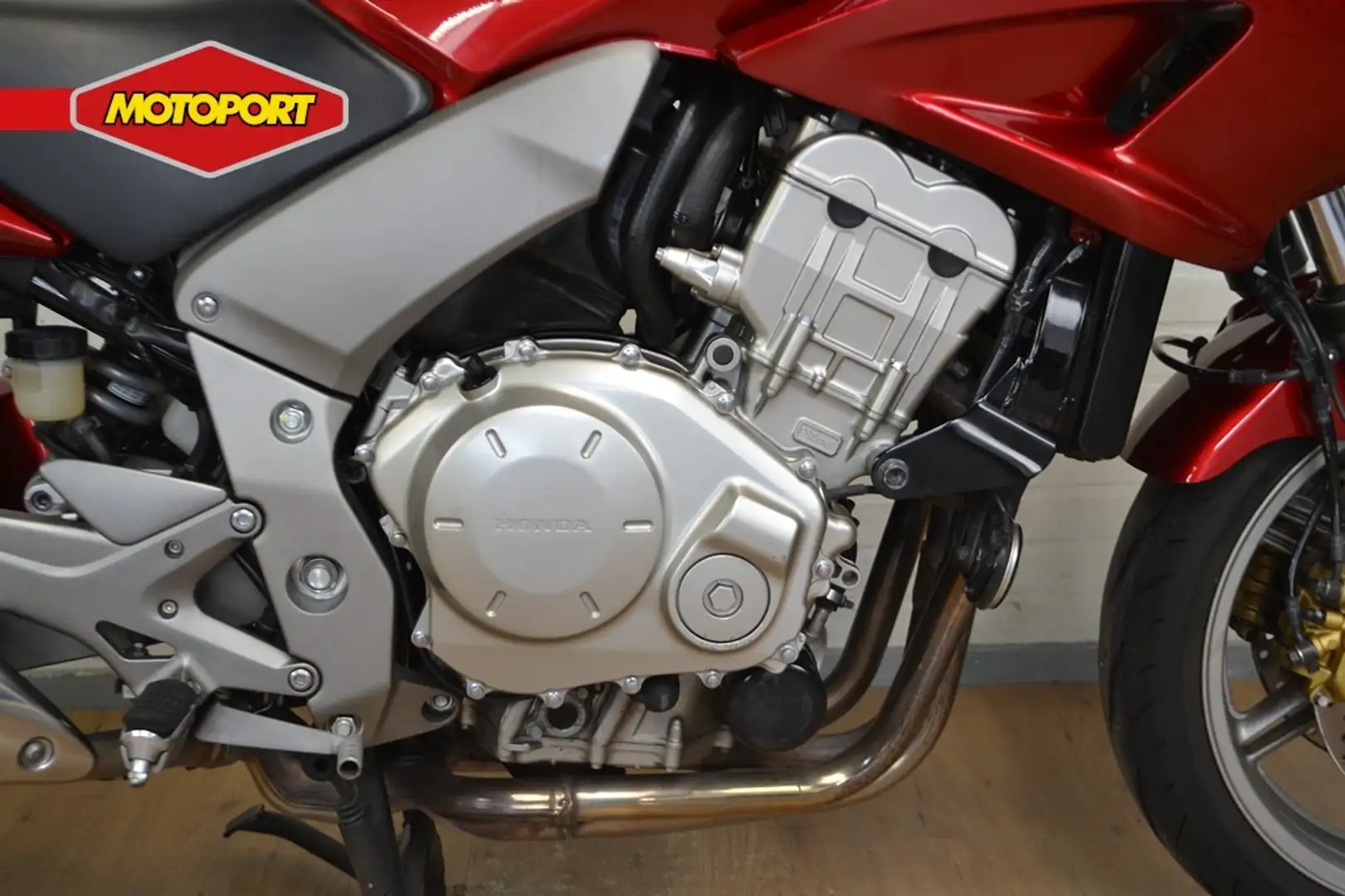 Honda CBF 1000 ABS Rojo - 2