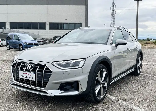 Audi A4 allroad A4 Allroad 40 2.0 tdi mhev Identity Contrast  s-tr