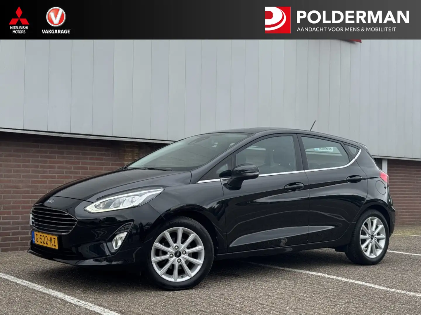 Ford Fiesta 1.0 EcoB. Titanium Zwart - 1