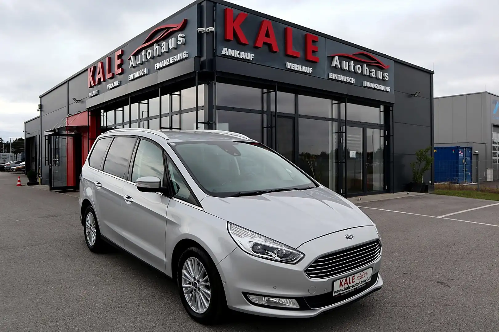 Ford Galaxy 2,0 EcoBlue SCR Titanium Aut. *1.Besitz*Navigat... Silber - 1
