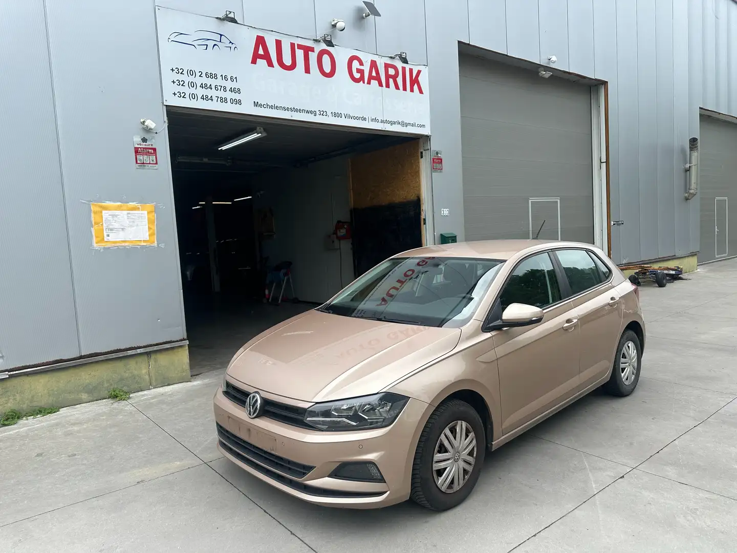 Volkswagen Polo Polo 1.2i Trendline Grigio - 1