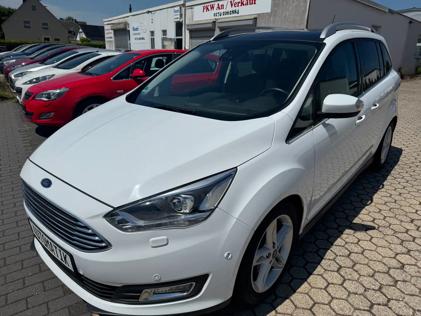 Ford Grand C-Max Titanium*1,5 Automatik*7Sitze*Navi*Kamera*Panorama Weiß - 1