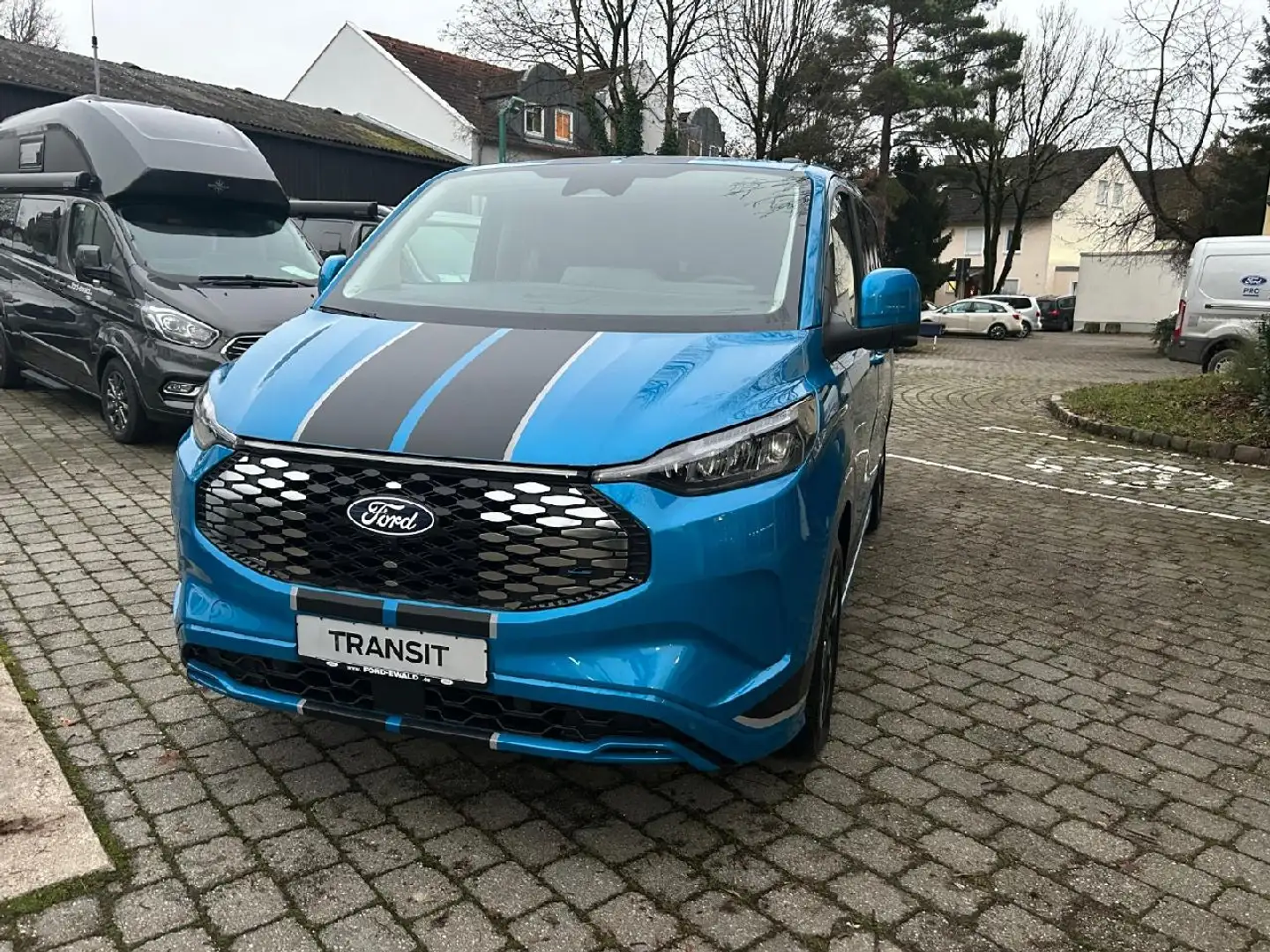 Ford Tourneo Custom E 340 L1 Tourneo Sport RWD Blau - 1