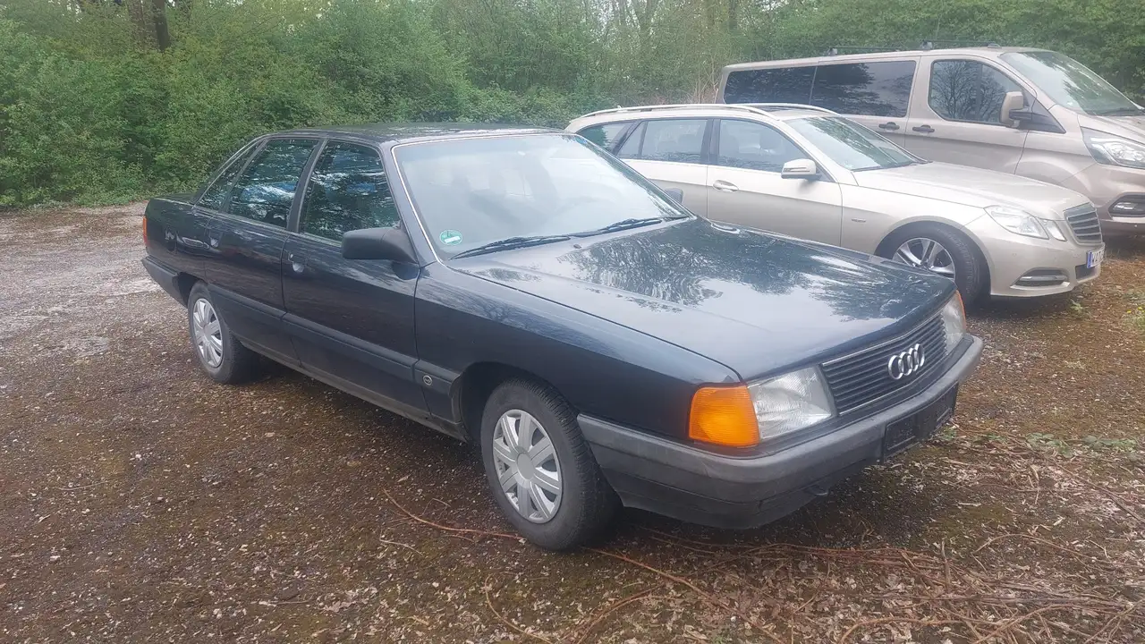 Audi 100 C3 (Typ 44) Oldtimer (vollverzinkt), foto 2