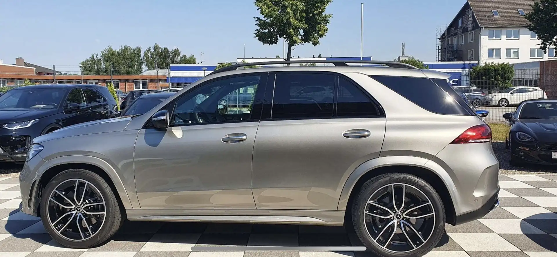 Mercedes-Benz GLE 450 AMG Line-HUB-22 Zoll-Nappaleder-Sitzlüftung etc. - 2