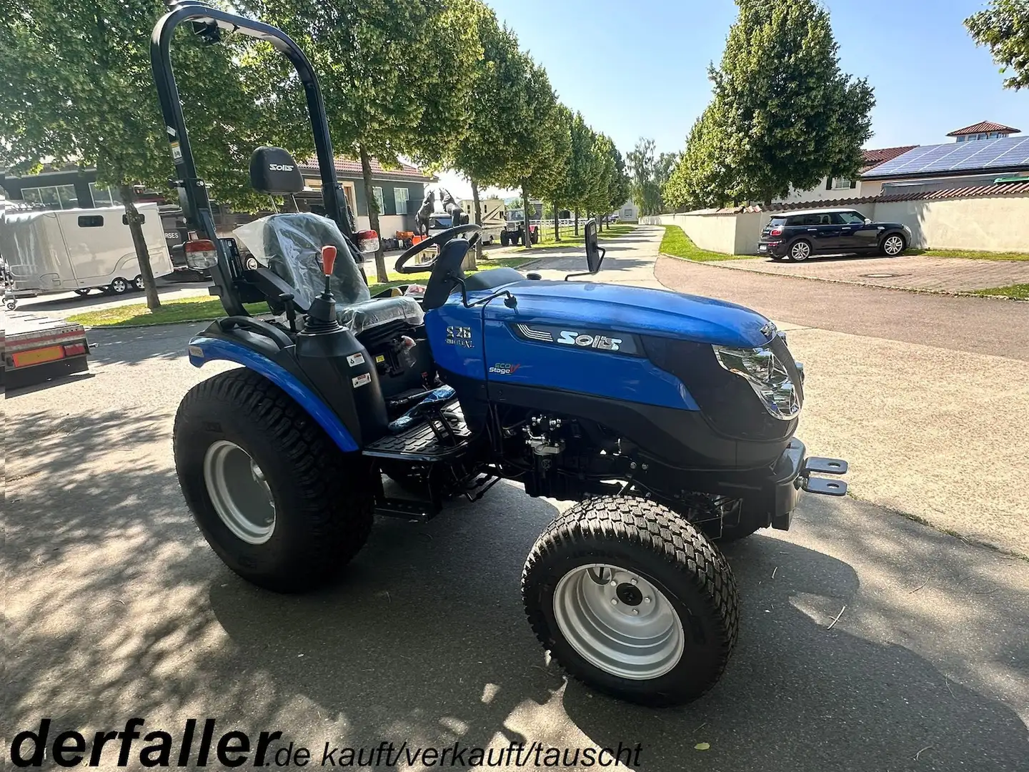 Sonstige Marken New Holland/Iseki/Kubota/Solis S26 9+9 Traktor Blau - 1