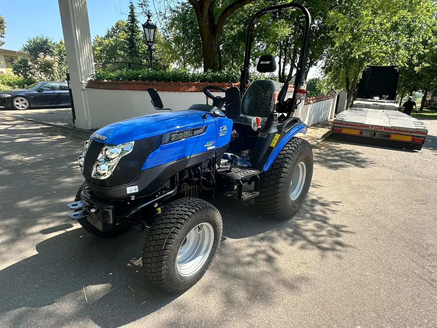 Sonstige Marken New Holland/Iseki/Kubota/Solis S26 9+9 Traktor Blau - 2