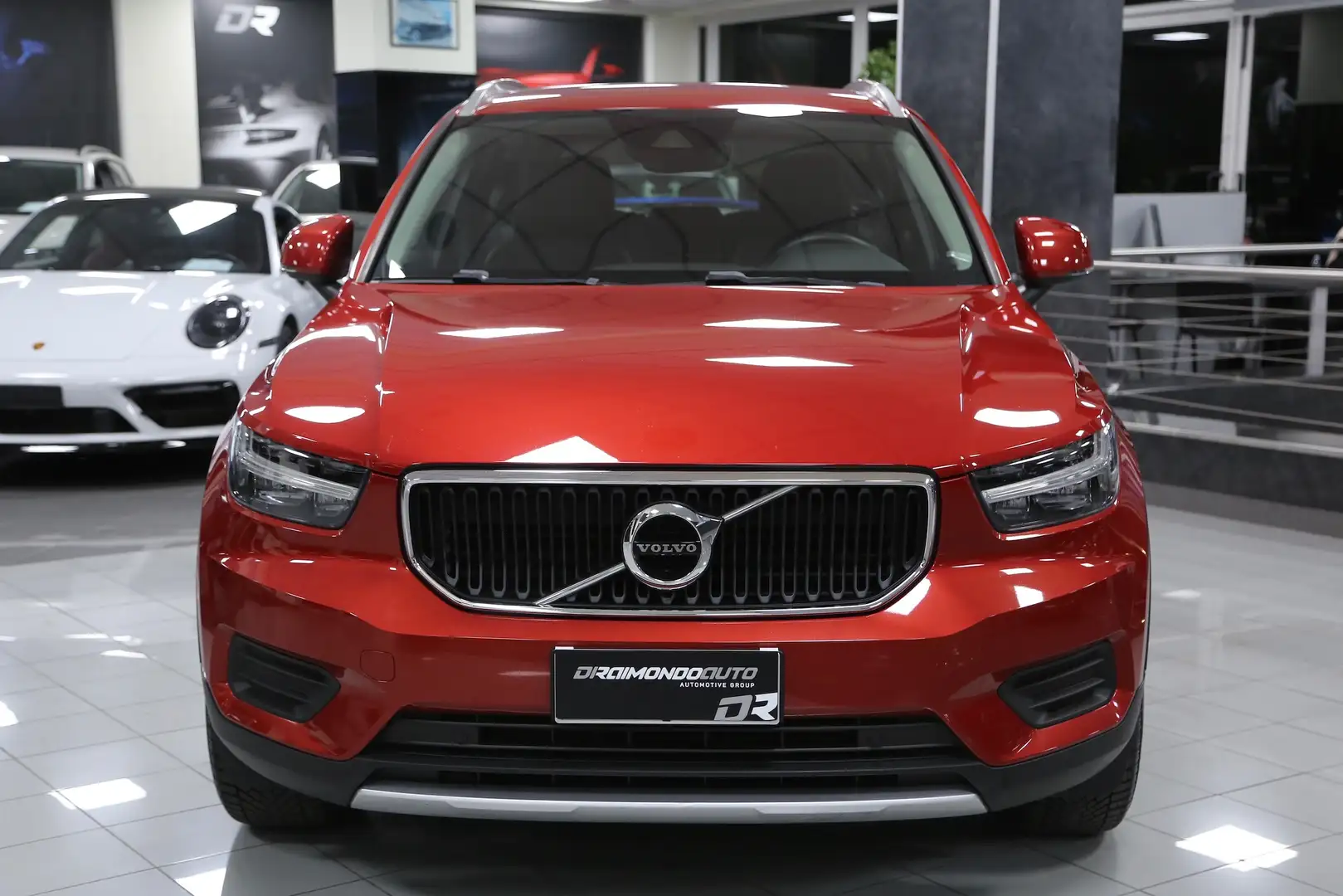 Volvo XC40 2.0 D3 Geartronic Business Plus Rosso - 2