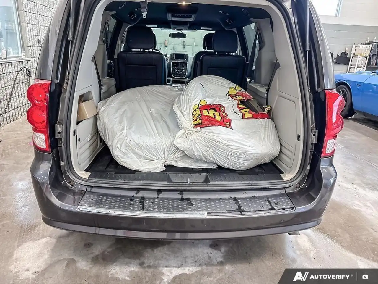 Dodge Grand Caravan снимка Dodge Grand Caravan