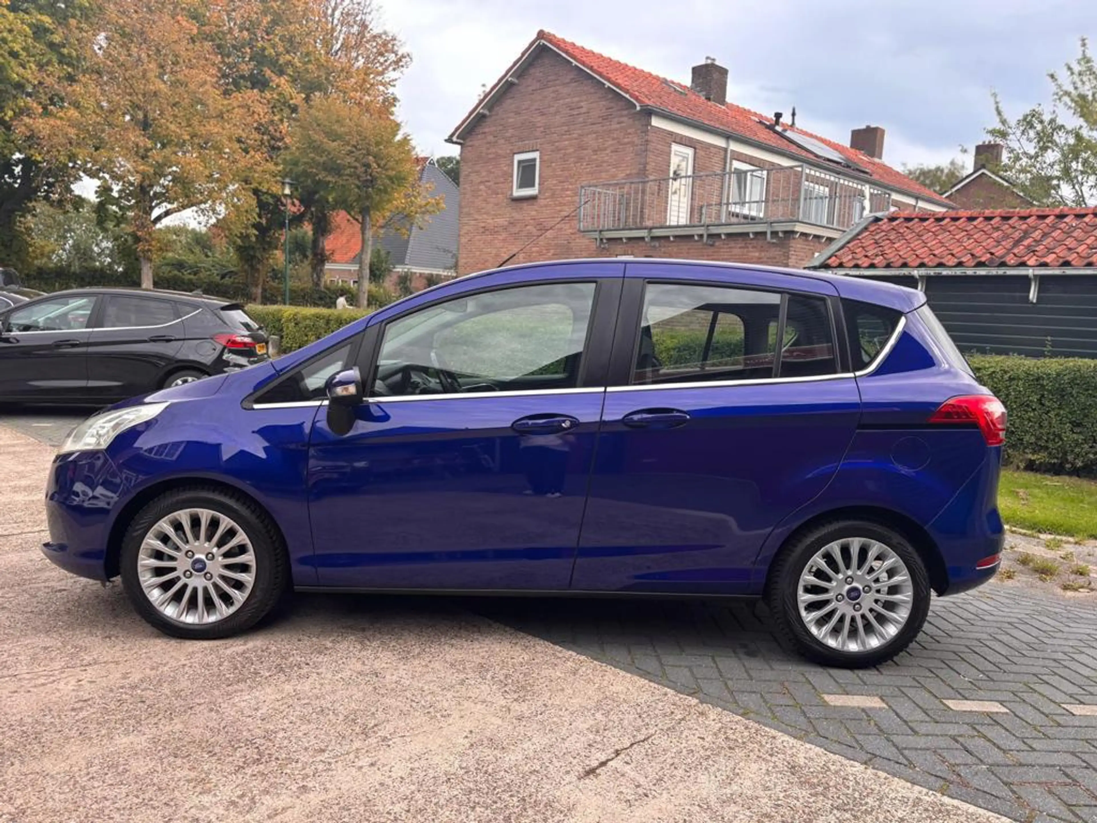 Ford B-Max 1.0 EcoBoost Style — photo 6