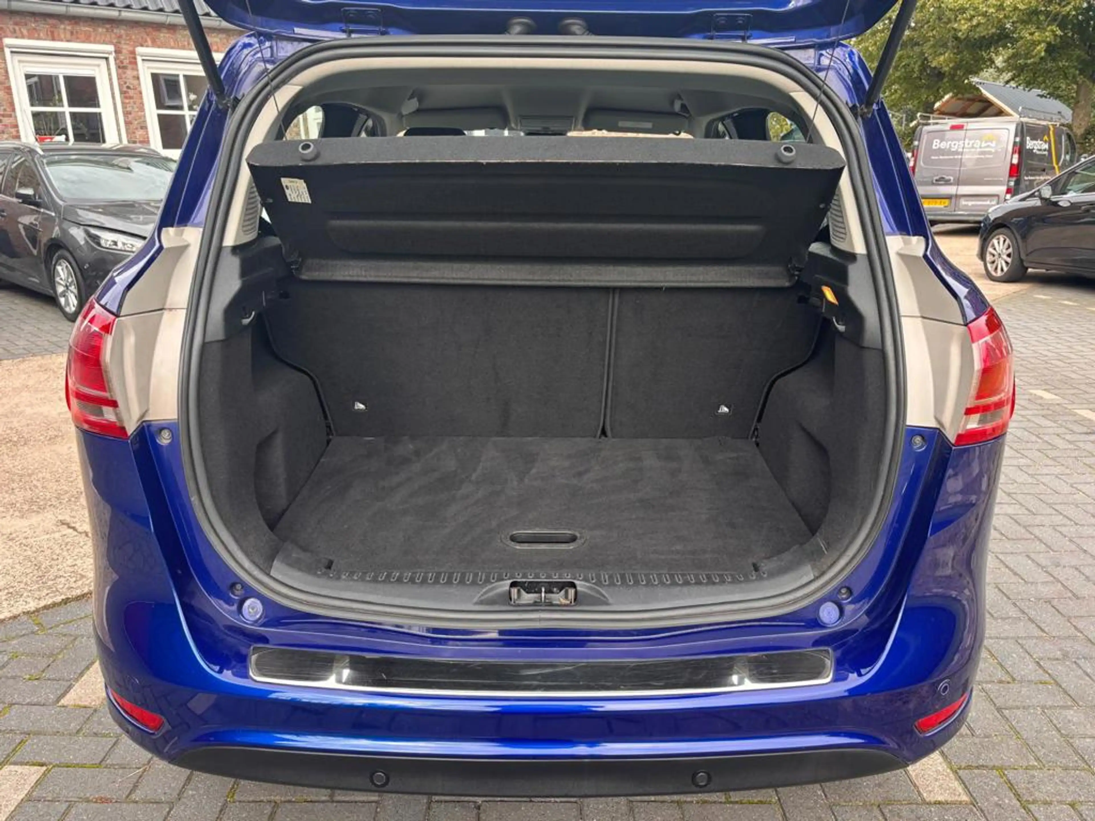 Ford B-Max 1.0 EcoBoost Style — photo 11