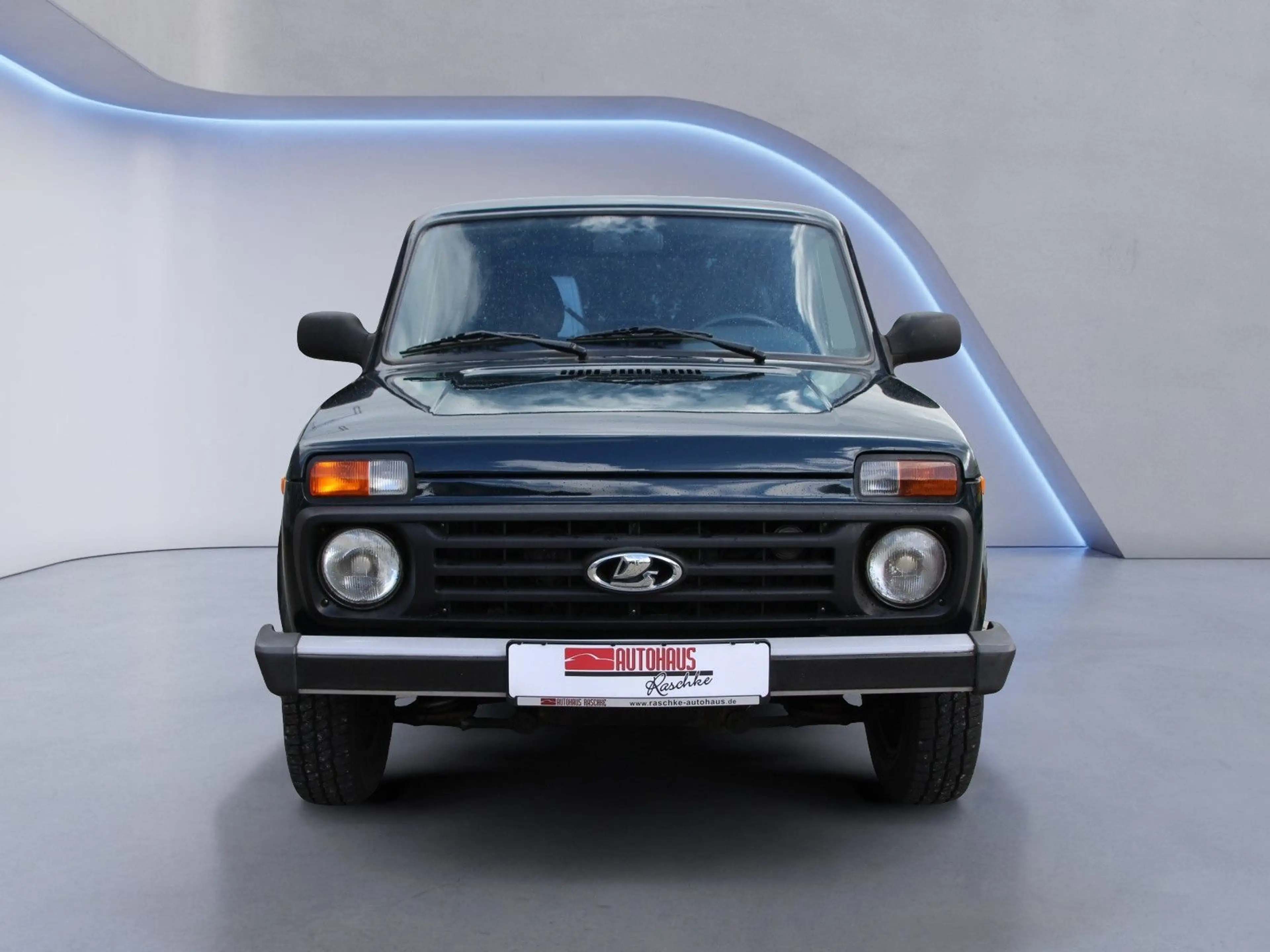 Lada Taiga Niva Urban 4x4 /Servo/ABS/el FH/ 49tkm — photo 2