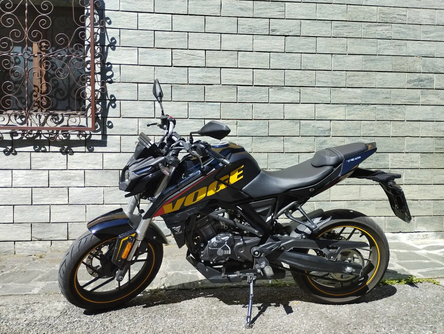 Voge Brivido 125 R Nero - 1