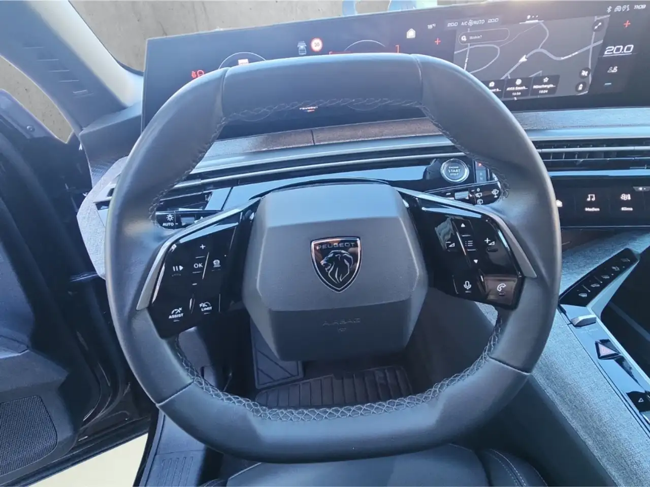 Peugeot 5008 Allure HYBRID 145 e-DSC6 Navi Digitales Cockpit LE 10