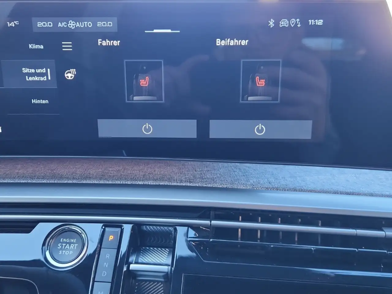 Peugeot 5008 Allure HYBRID 145 e-DSC6 Navi Digitales Cockpit LE 19