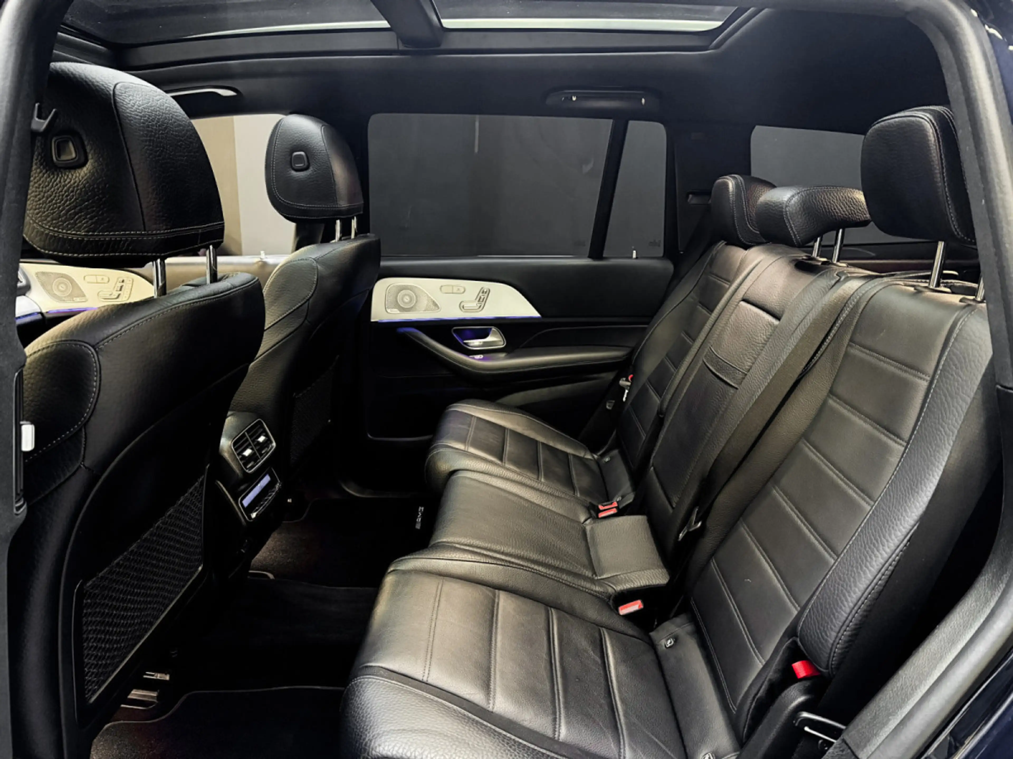 Mercedes-Benz GLS 400 d AMG Line 7 seats FULL — photo 15