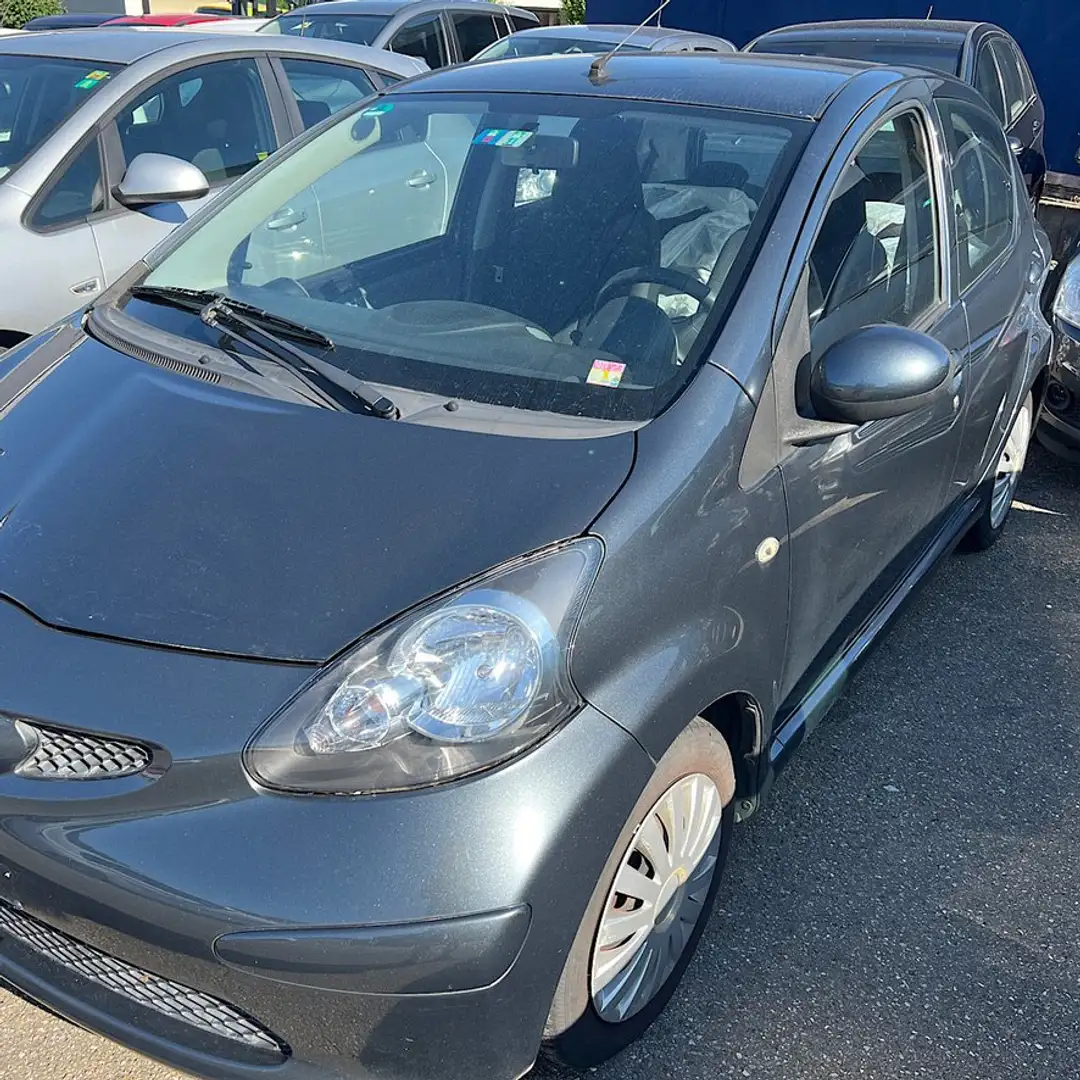 Toyota Aygo Cool - Tüv neu - original Km Grau - 1