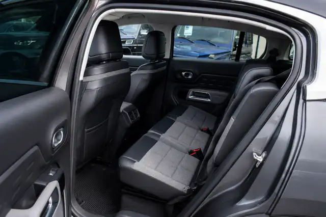 Citroen C5 Aircross view 8