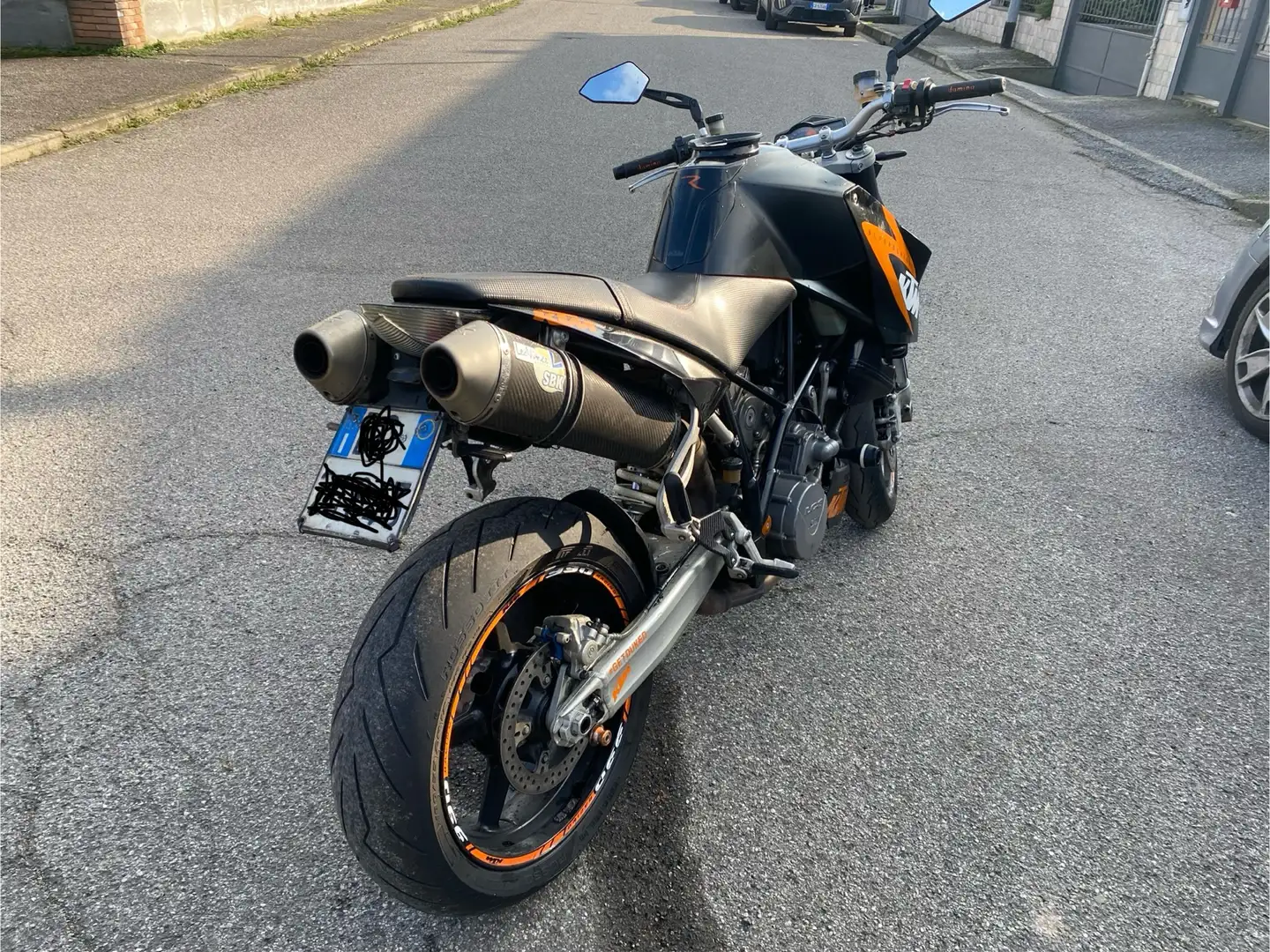 KTM 990 Super Duke Orange - 2