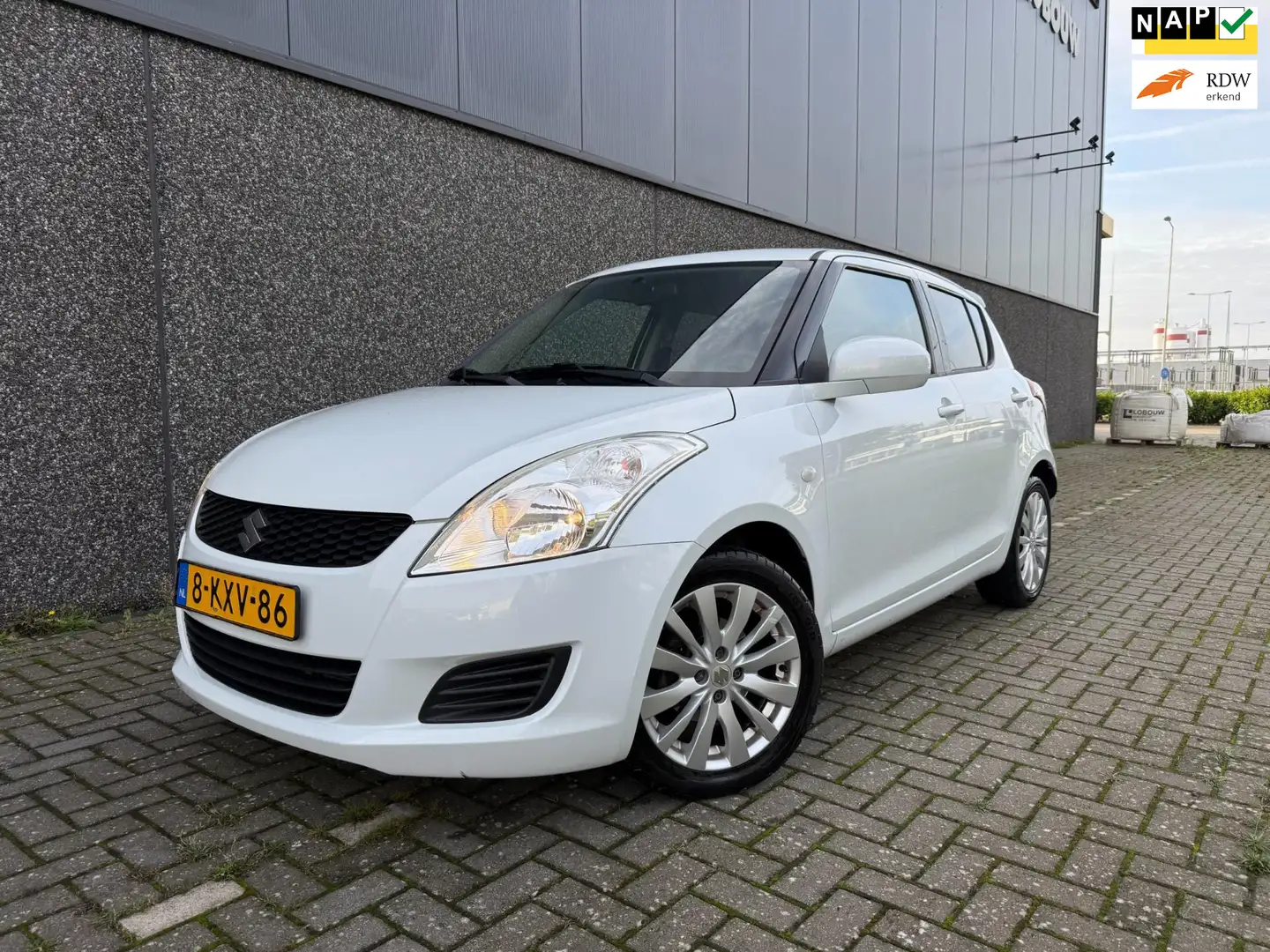 Suzuki Swift 1.2 Bandit EASSS/AIRCO/CRUISE/APK 08-2026! Blanc - 1