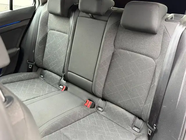 Volkswagen Golf view 14