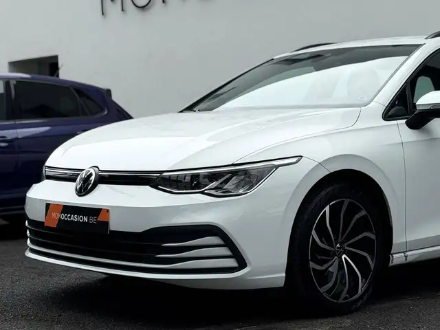 Volkswagen Golf view 2