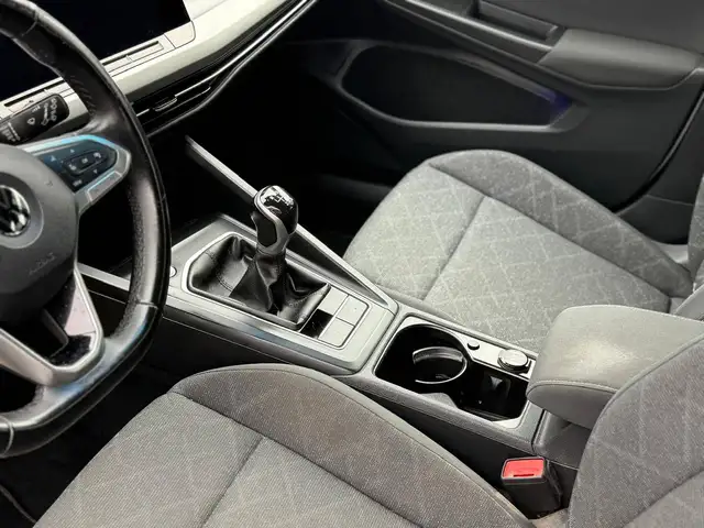Volkswagen Golf view 11