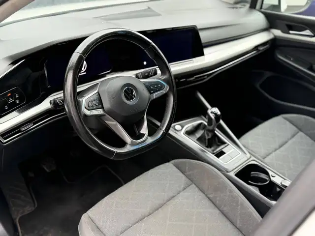 Volkswagen Golf view 10