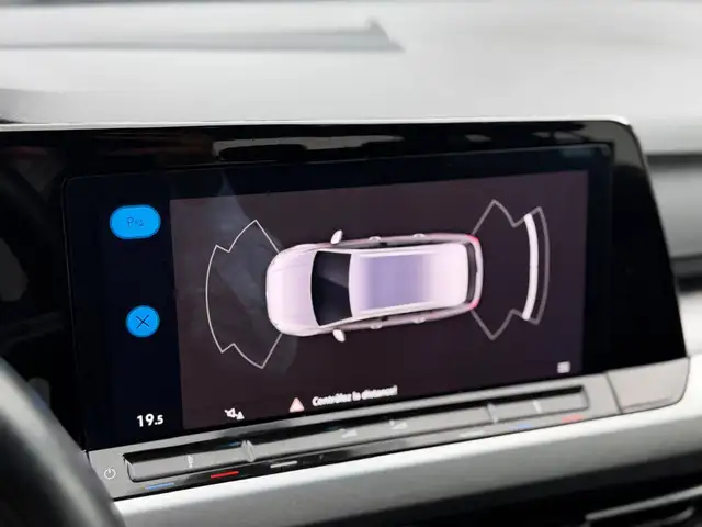 Volkswagen Golf view 17