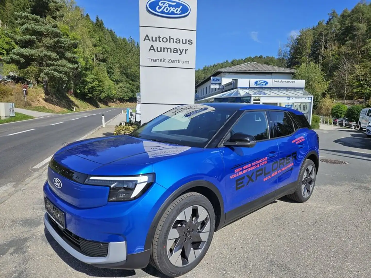 Ford Explorer Elektro Dual Motor 79kWh Premium AWD Blau - 1
