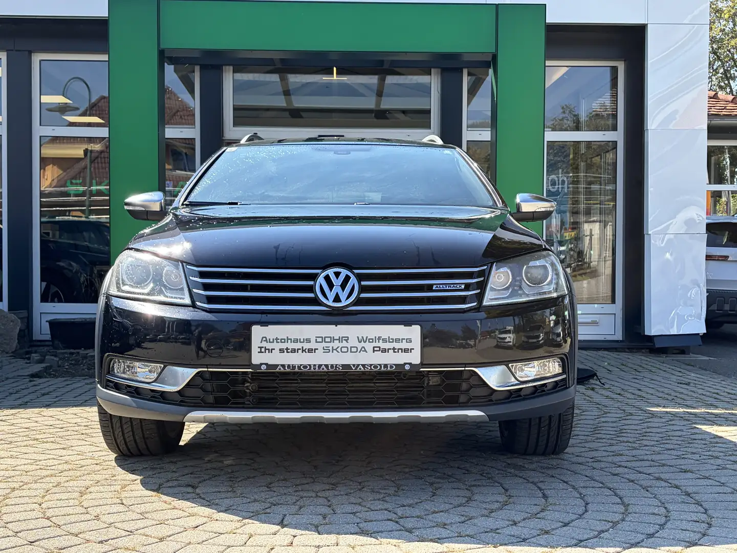 Volkswagen Passat Alltrack Basis 4Motion BMT Schwarz - 2