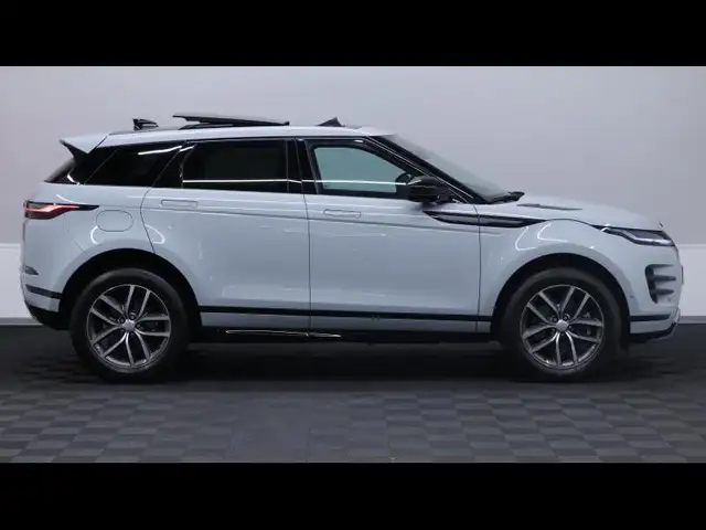 Land Rover Range Rover Evoque view 3