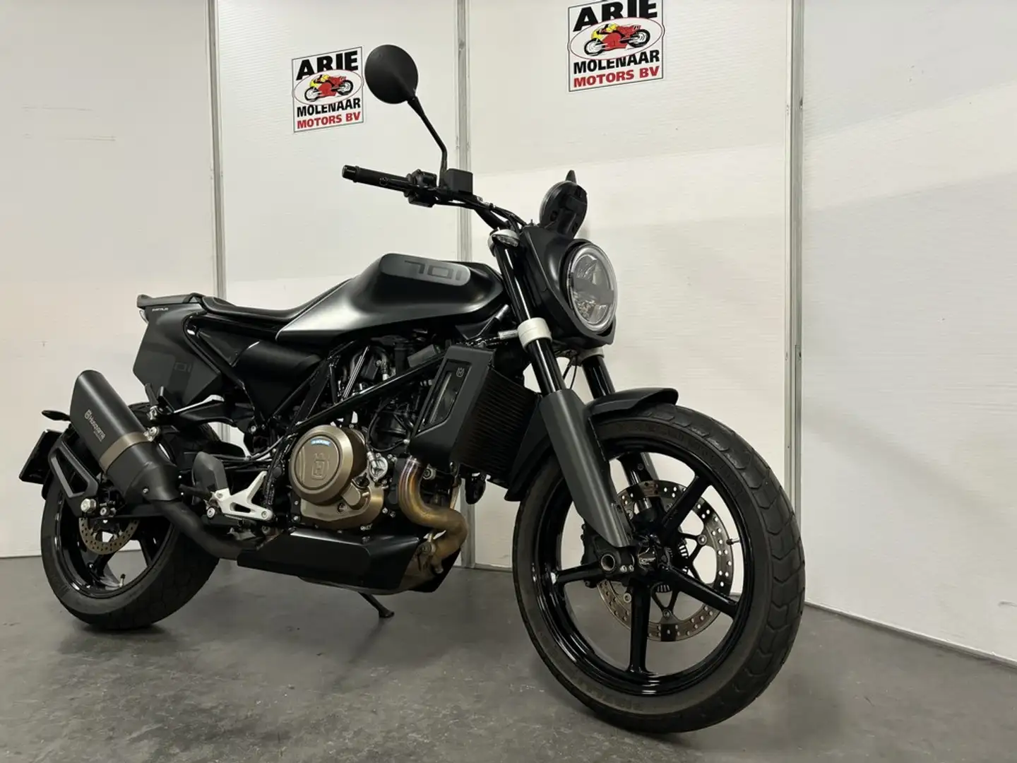 Husqvarna Svartpilen 701 ABS Negru - 2