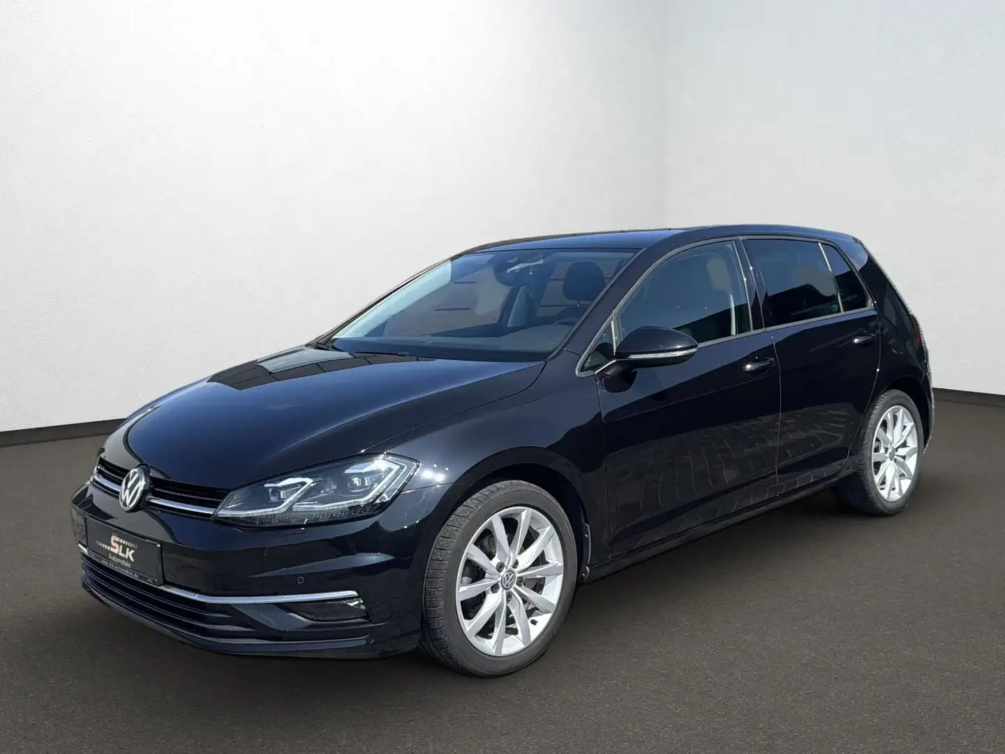 Volkswagen Golf VII Lim. 2.0TDi Highline LED Navi ACC AHK Noir - 1