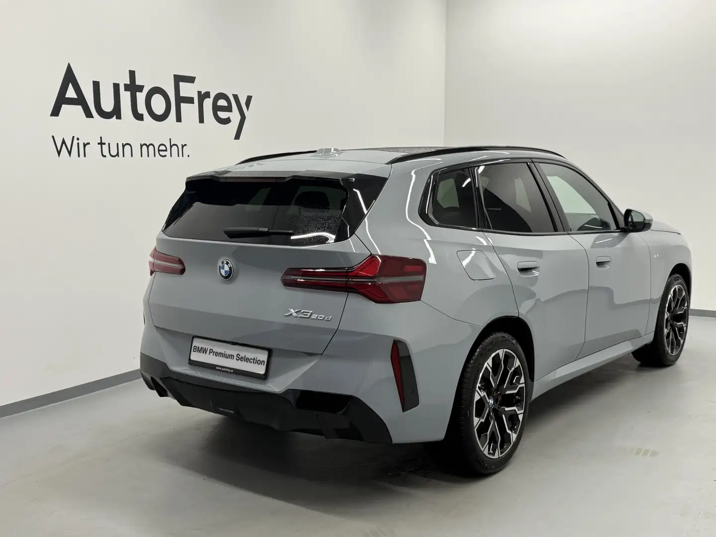 BMW X3 20d xDrive Grau - 2