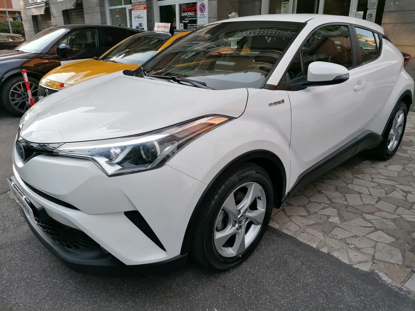 Toyota C-HR 1.8 Hybrid E-CVT Business Blanco - 1