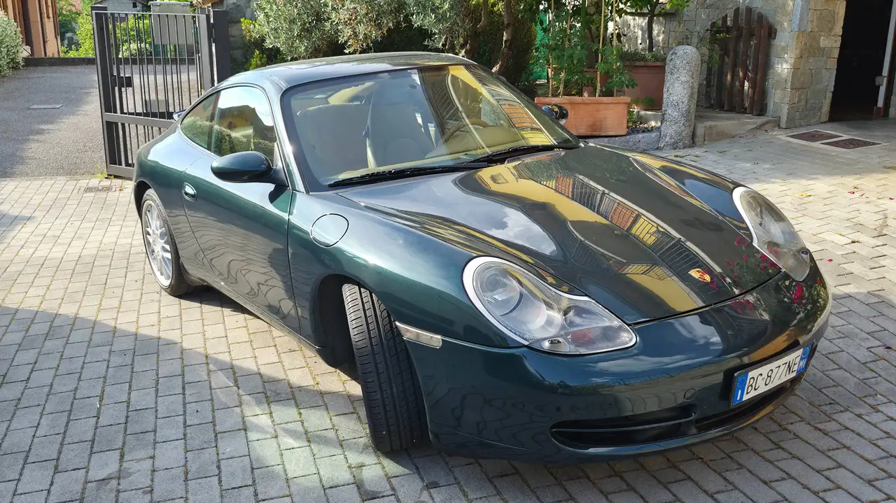 Porsche 911 IV Carrera 996 Coupe Coupe 3.4 Carrera 4, foto 1