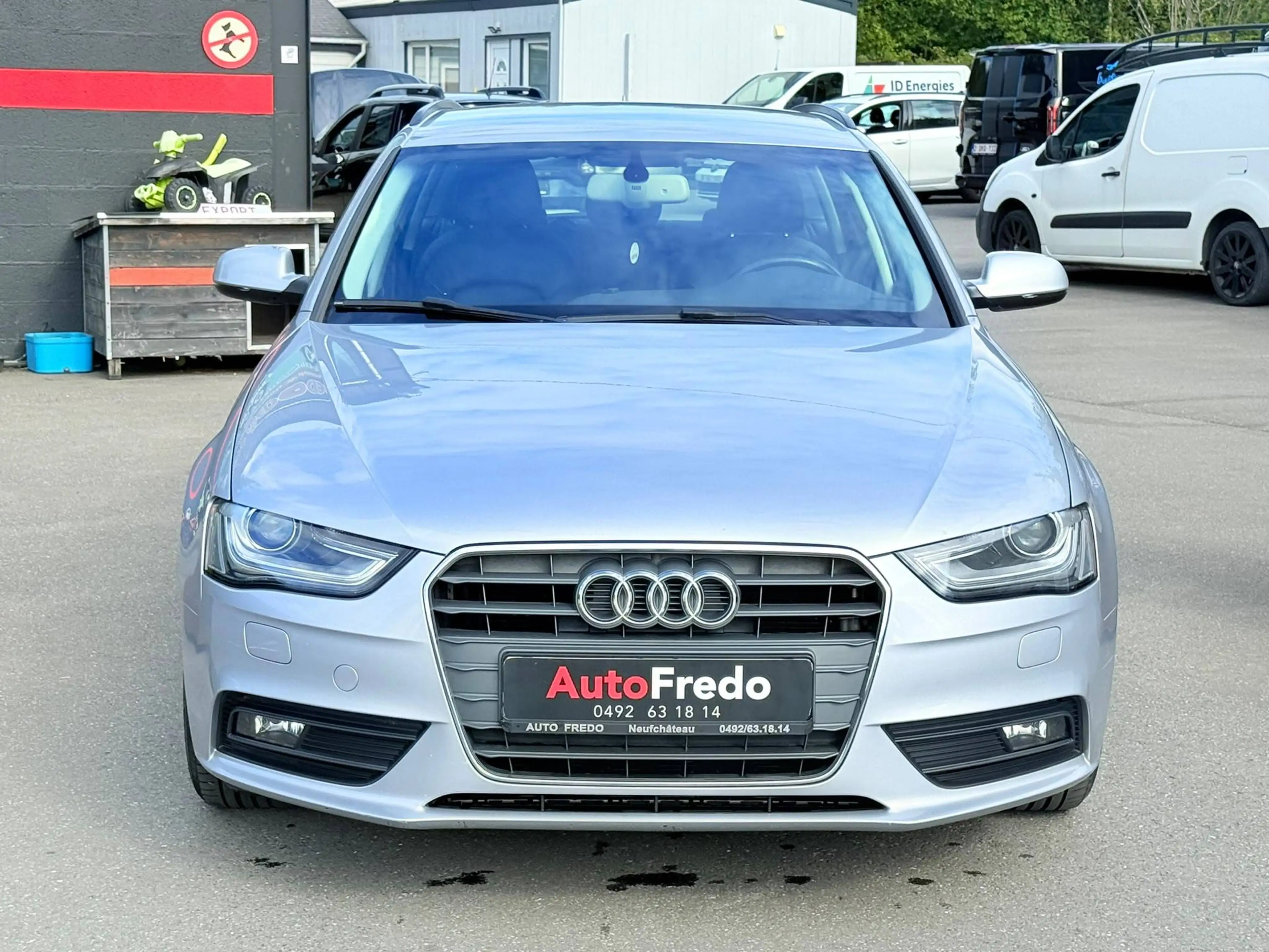 Audi A4 Avant 2.0 TDi ultra * Carnet complet * Tvac */* Distribution ok */* — photo 3