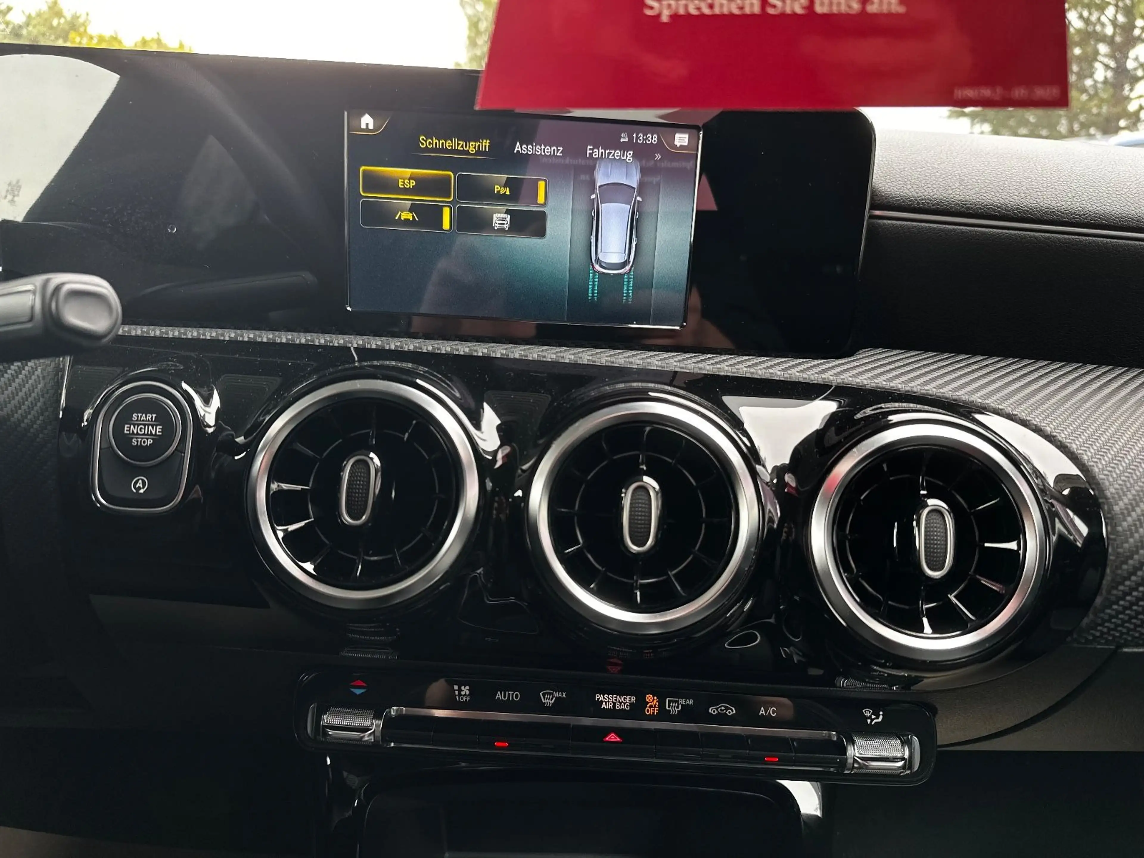 Mercedes-Benz CLA 200 d Shooting Brake  "HU+Service Neu" — photo 32