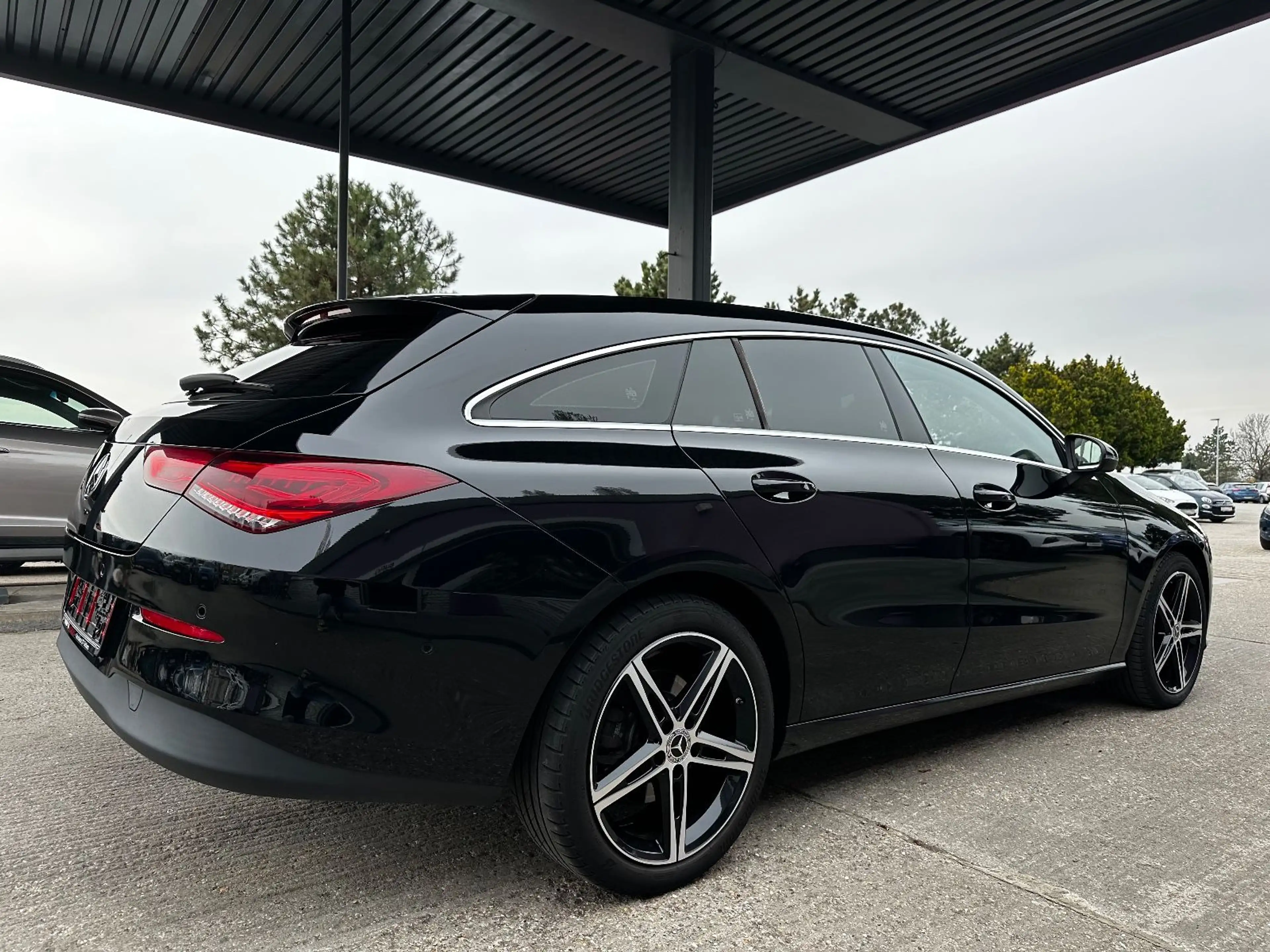 Mercedes-Benz CLA 200 d Shooting Brake  "HU+Service Neu" — photo 7