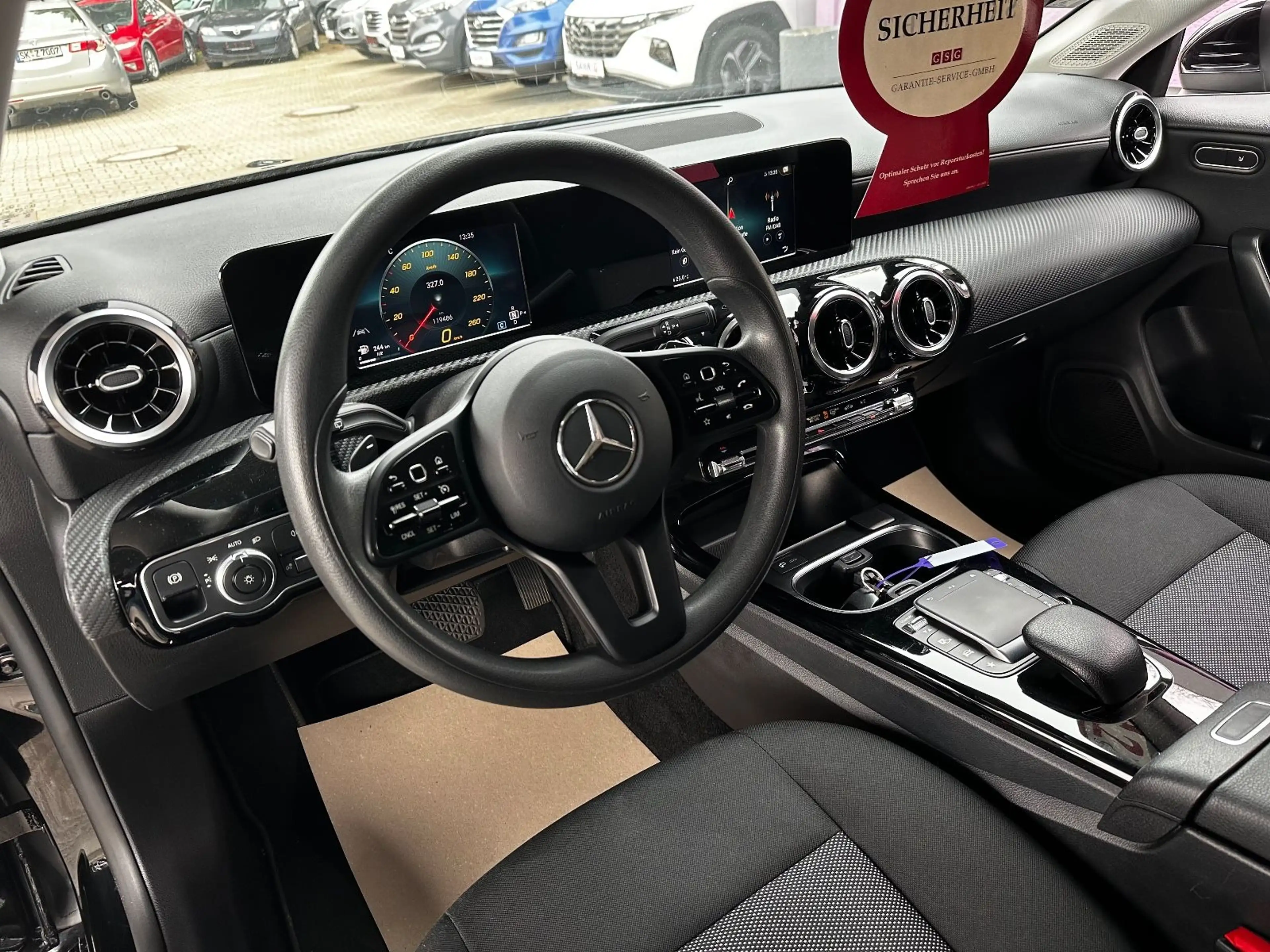 Mercedes-Benz CLA 200 d Shooting Brake  "HU+Service Neu" — photo 15