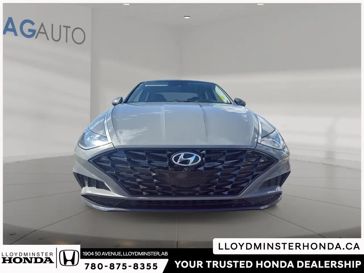 Hyundai SONATA photo Hyundai SONATA