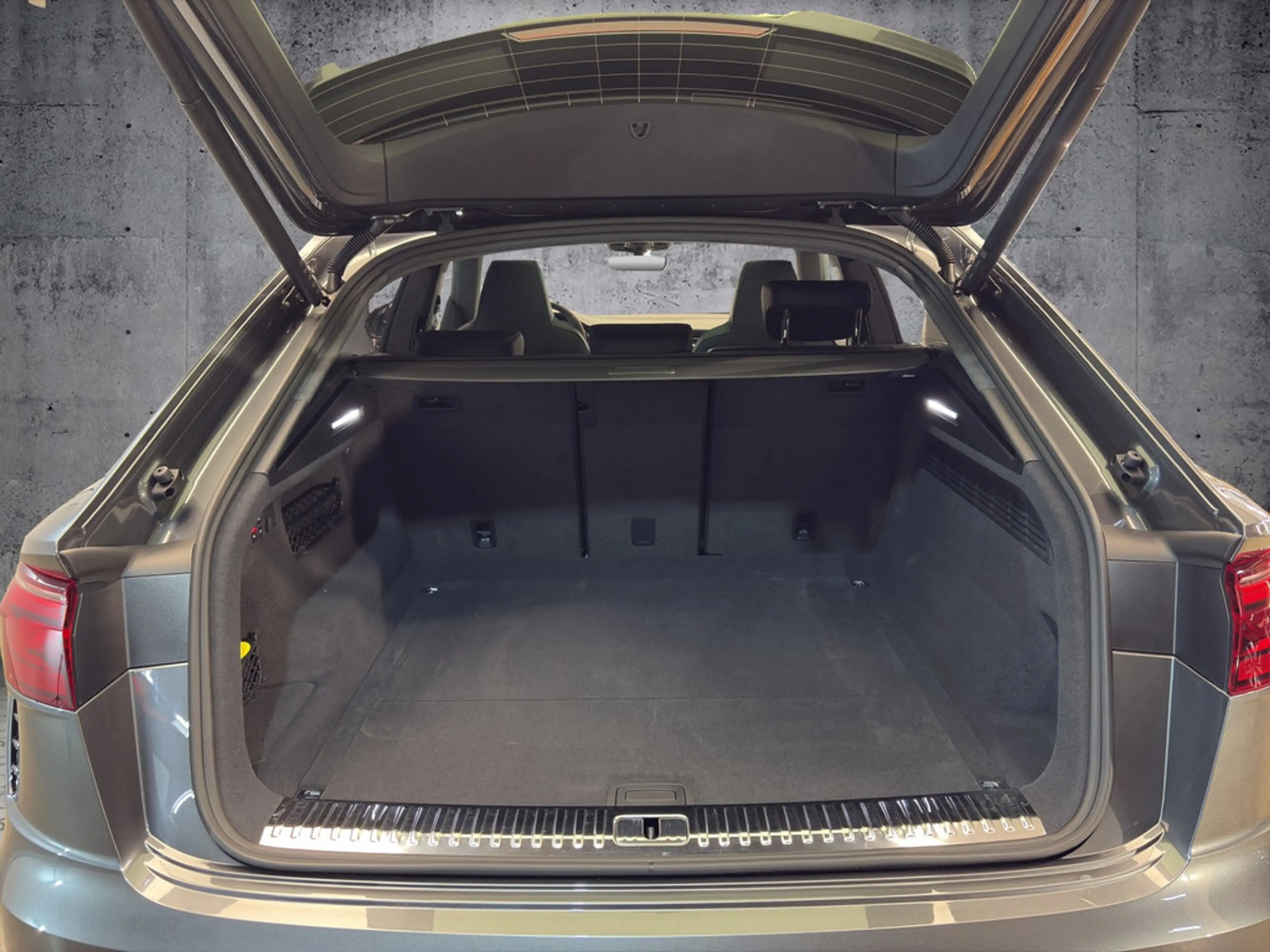Audi RS Q8 SUV performance 471 kW tiptronic Performance UPE 211.650,-€!!! — photo 13